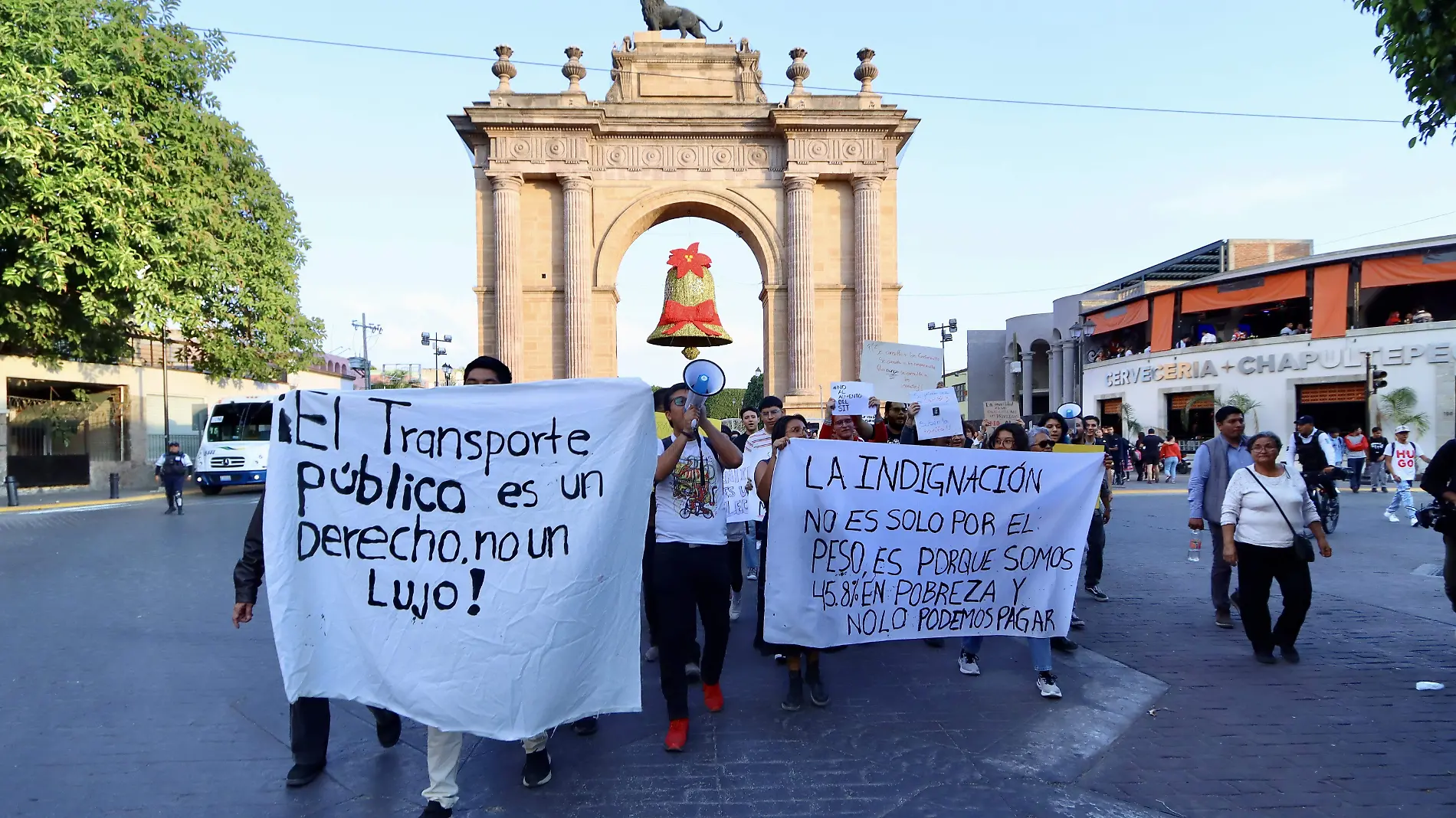 MANIFESTACION INCREMENTO TRANSPORTE - Fco Meza - El Sol de León (6)